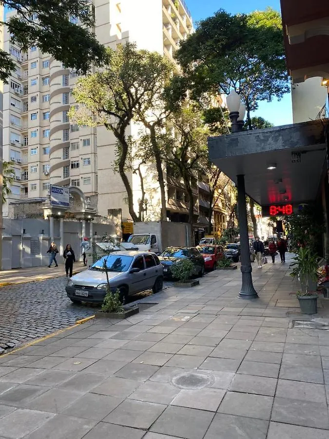 Apartment 14 Apartamento 2 Quartos No Centro Historico E Arcondicionado Porto Alegre